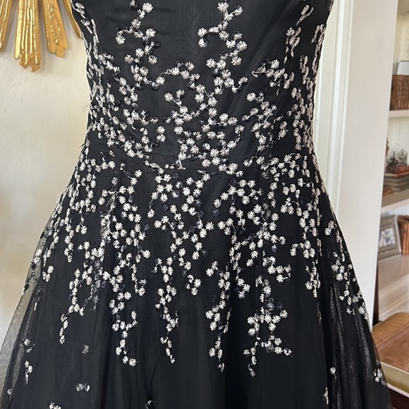 A B S Allen Schwartz Evening dress - Picture 3 of 6